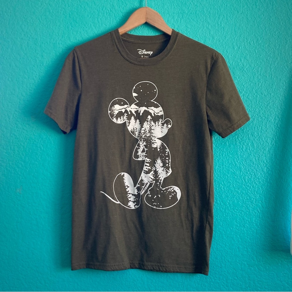 Nature Green Disney Mickey Mouse T shirt Men’s Small